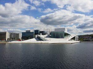 Oslo Odyssey: Your Essential Travel Guide to Norway's Vibrant Capital and Stunning Landscapes